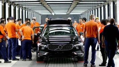 Volvo'dan dev kemer sıkma operasyonu: O otomobil devi neden 3.000 kişiyi işten çıkarıyor?
